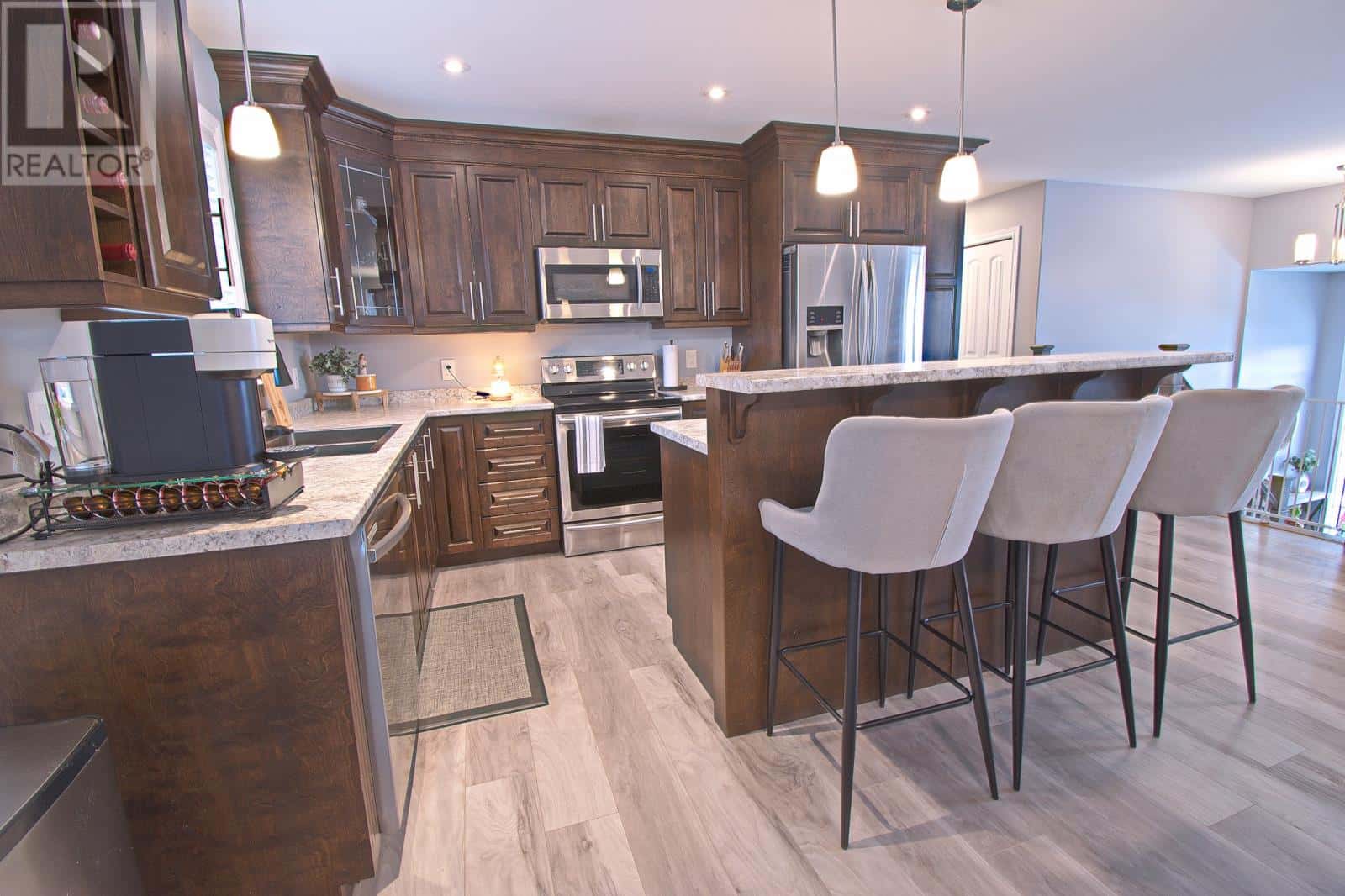 1 Selkirk Drive — Mount Pearl, Newfoundland & Labrador - Photo 4 of 28