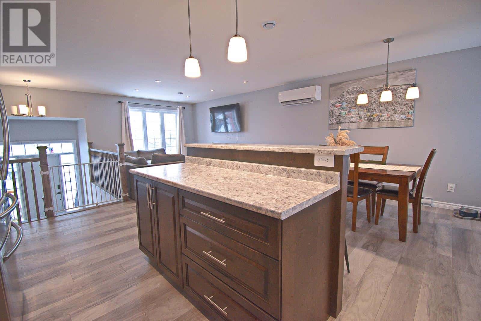 1 Selkirk Drive — Mount Pearl, Newfoundland & Labrador - Photo 5 of 28