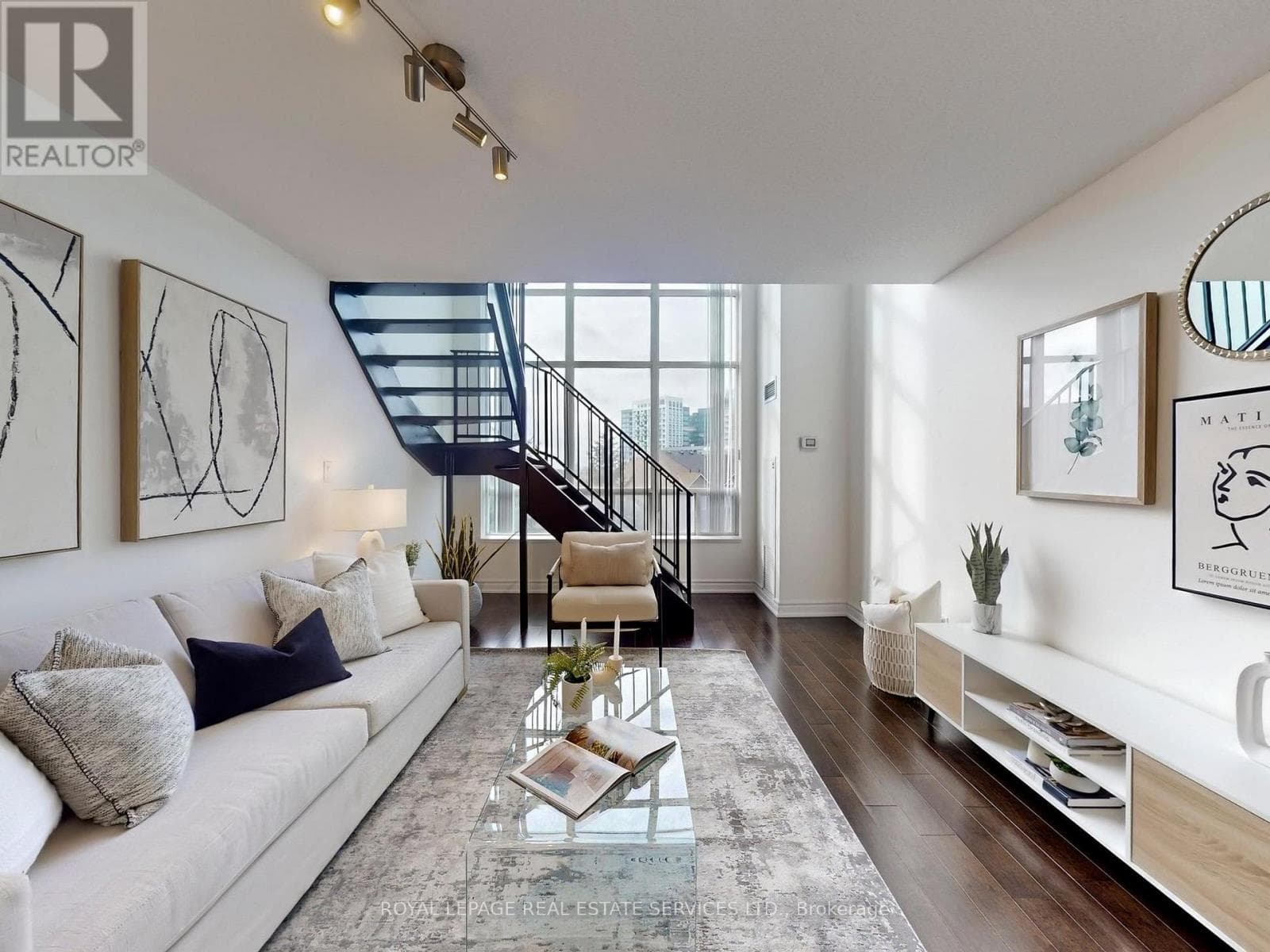 308 - 51 BAFFIN COURT — Richmond Hill (Langstaff), Ontario - Main photo