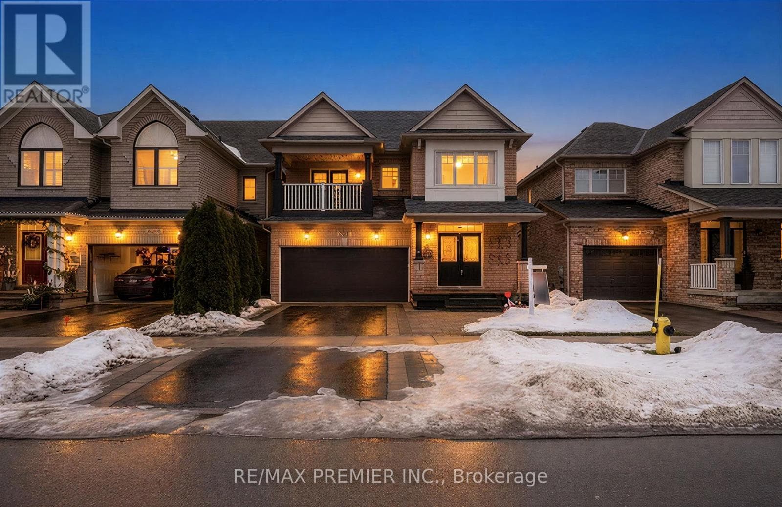 201 WEST LAWN CRESCENT — Whitchurch-Stouffville (Stouffville), Ontario - Main photo