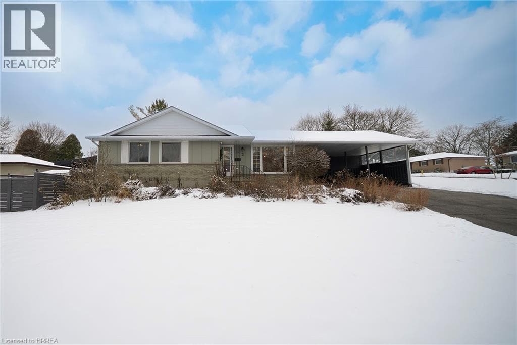 2 GRENADA Drive — Simcoe, Ontario - Main photo