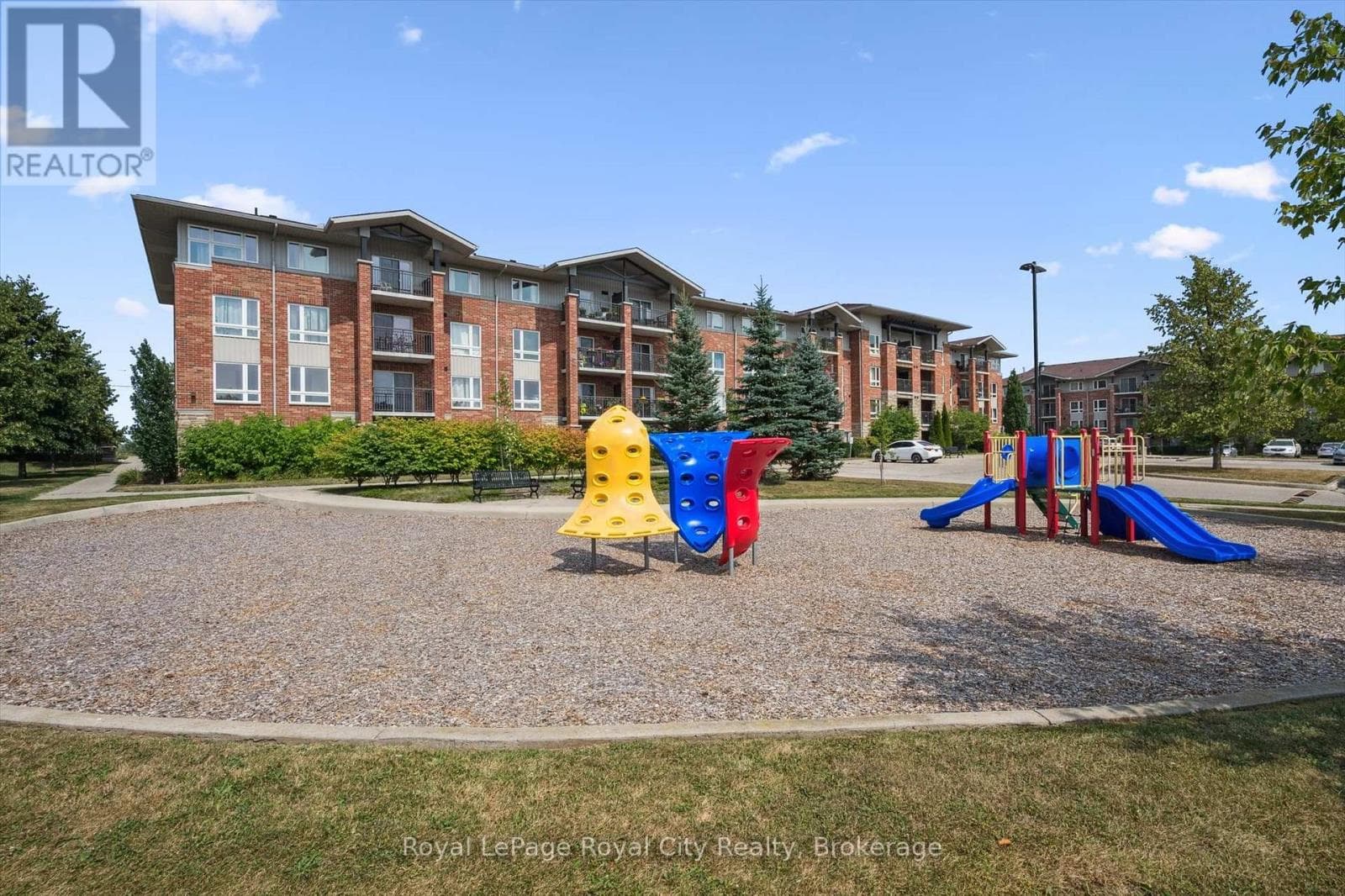 313 - 60 LYNNMORE STREET — Guelph (Pineridge/Westminster Woods), Ontario - Main photo