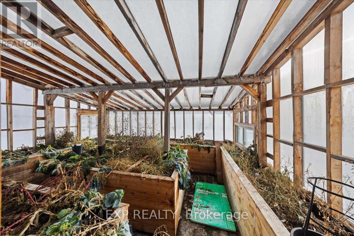 723 ROUTE 200 ROAD — Russell, Ontario - Photo 2 of 23