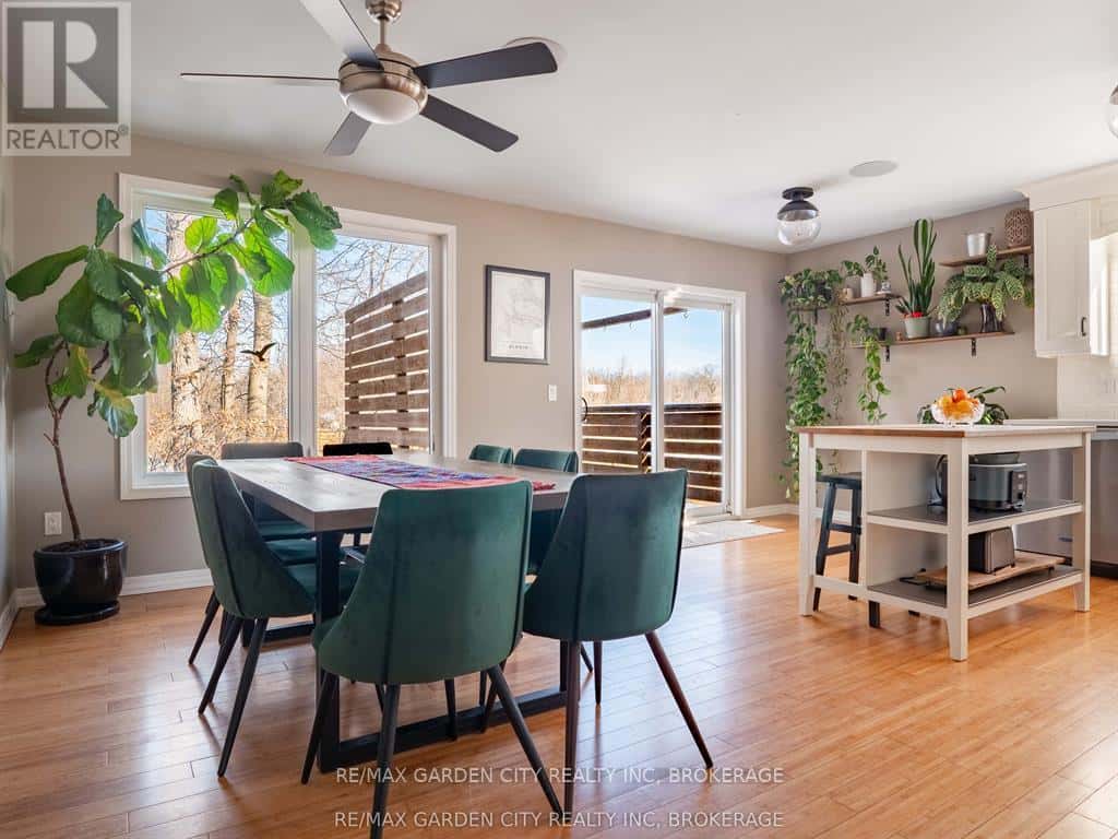 629 BROADWAY AVENUE — Welland (Broadway), Ontario - Photo 2 of 42