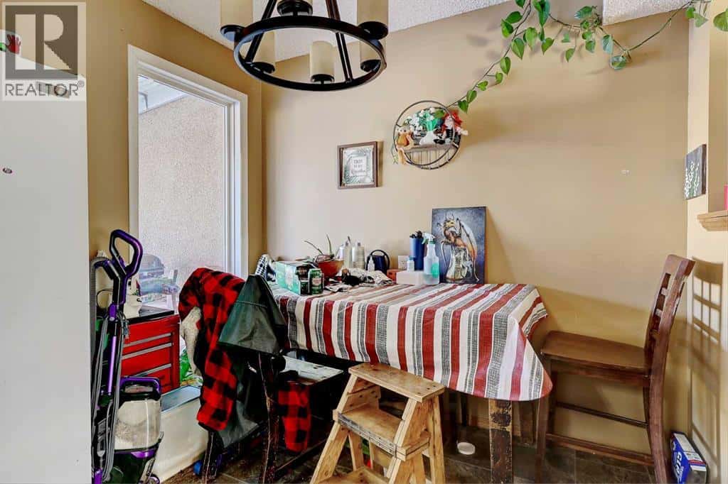 9934 71 Avenue — Grande Prairie, Alberta - Photo 2 of 20