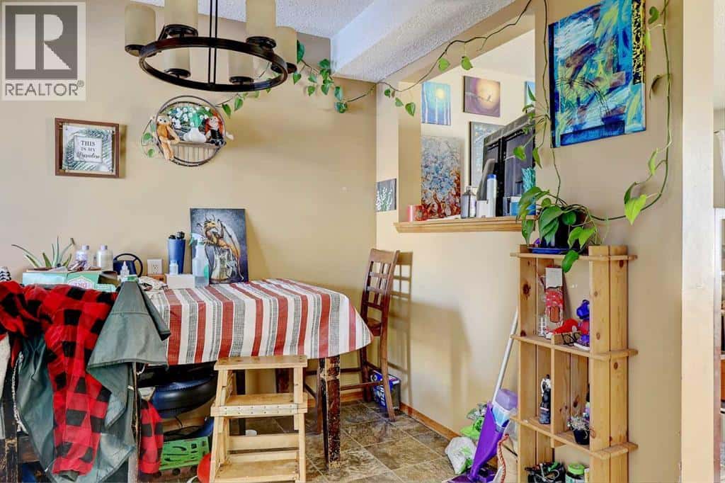 9934 71 Avenue — Grande Prairie, Alberta - Photo 5 of 20