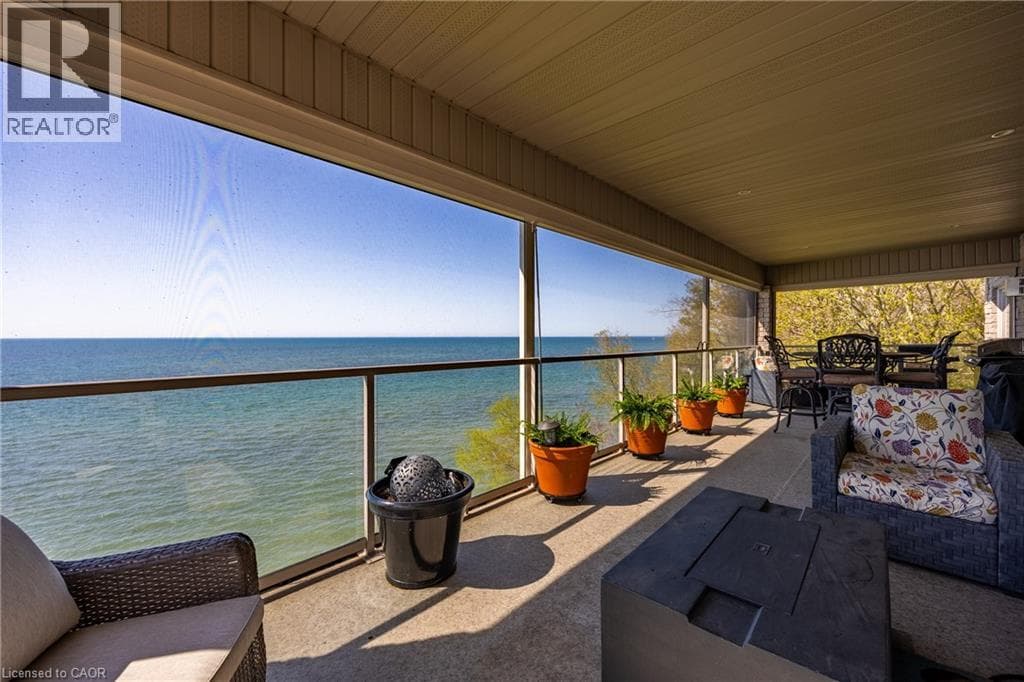 140 BROWN Street — Port Dover, Ontario - Main photo