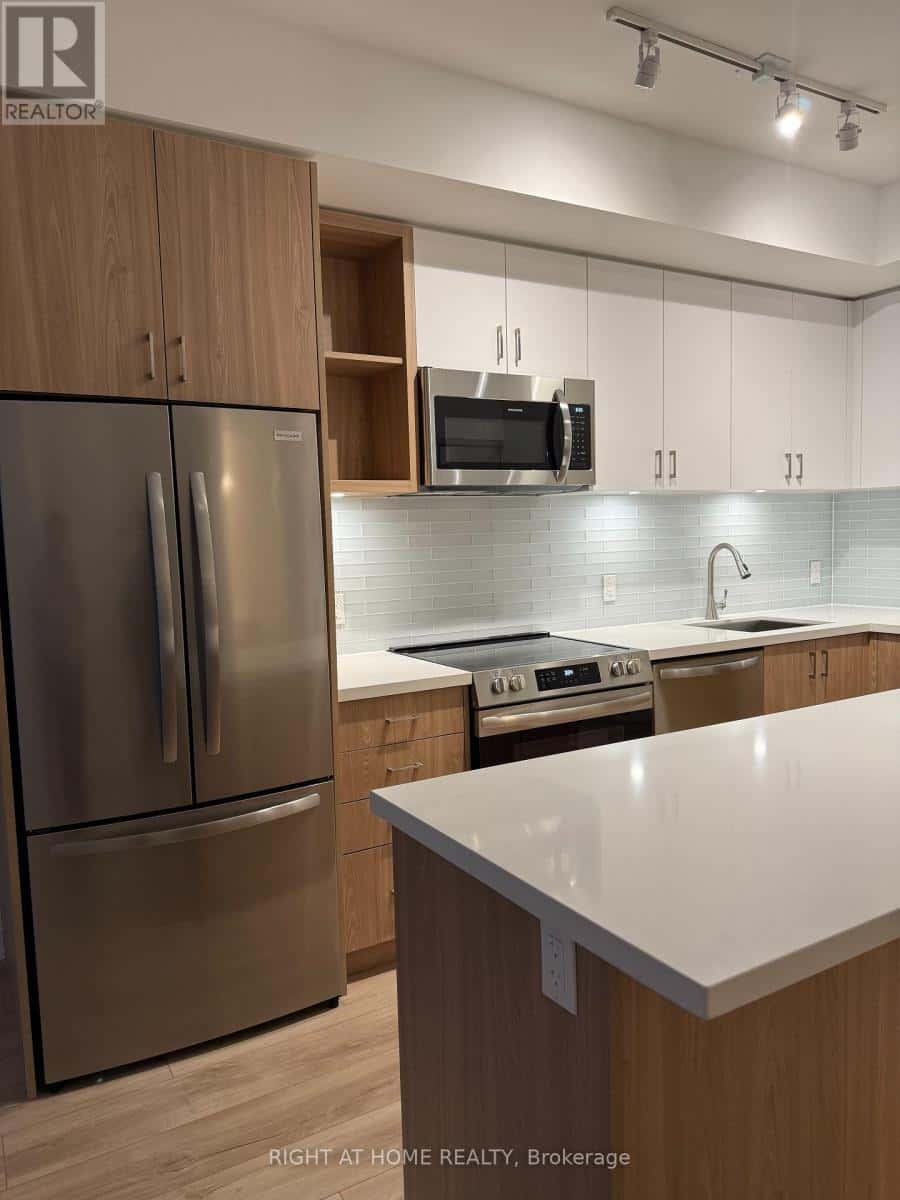 242 - 333 SUNSEEKER AVENUE — Innisfil, Ontario - Photo 4 of 23