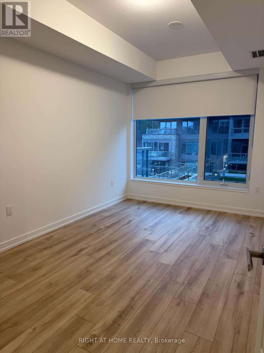 242 - 333 SUNSEEKER AVENUE — Innisfil, Ontario - Photo 5 of 23