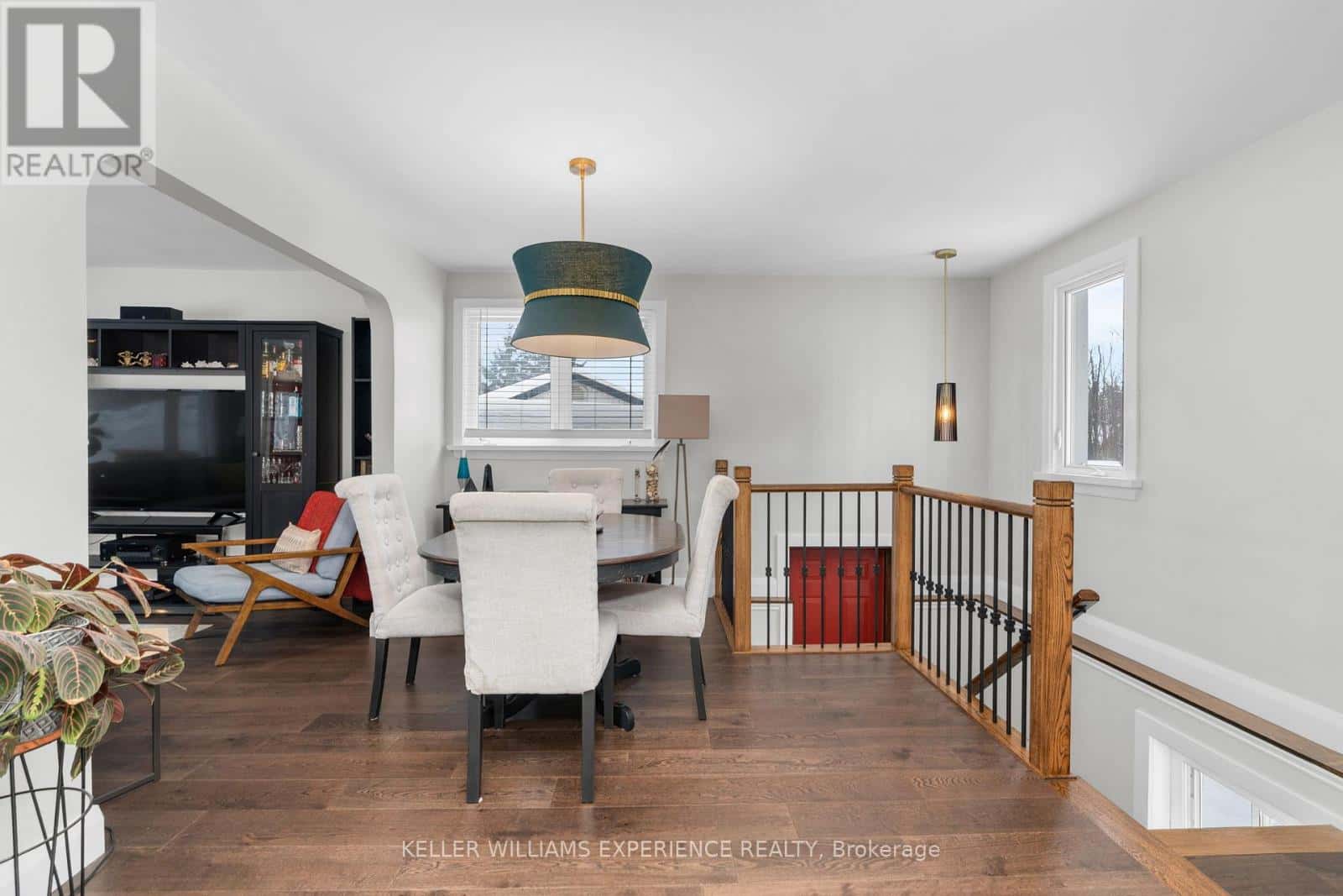 51 FITTONS ROAD E — Orillia, Ontario - Photo 5 of 20