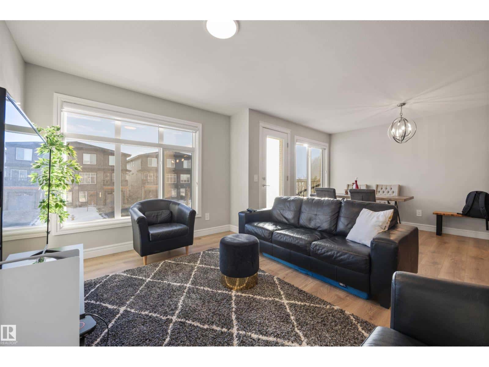 7828 KORULUK LINK LI SW — Edmonton, Alberta - Photo 5 of 31