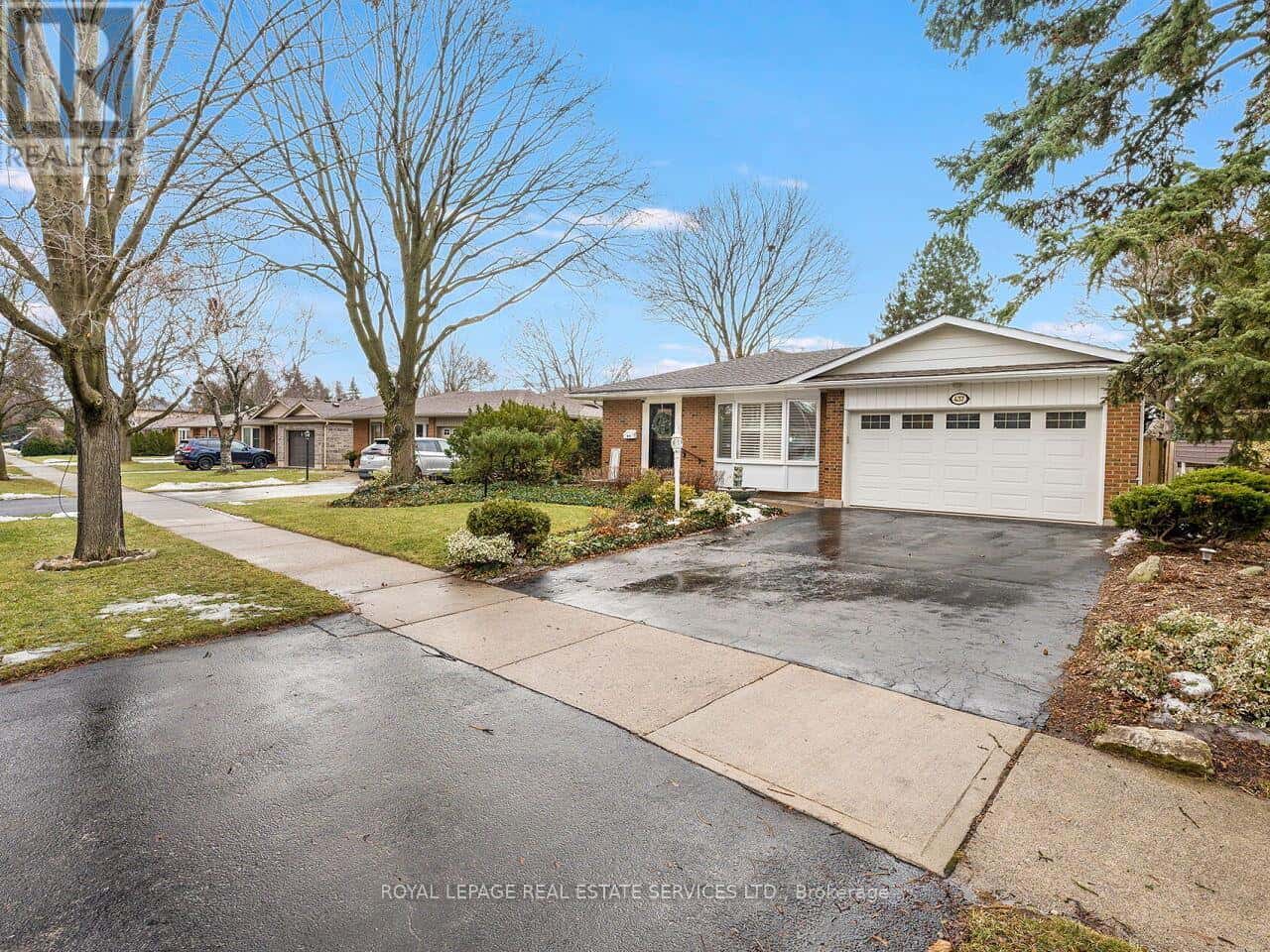 437 HIGHSIDE DRIVE — Milton (OM Old Milton), Ontario - Photo 2 of 50