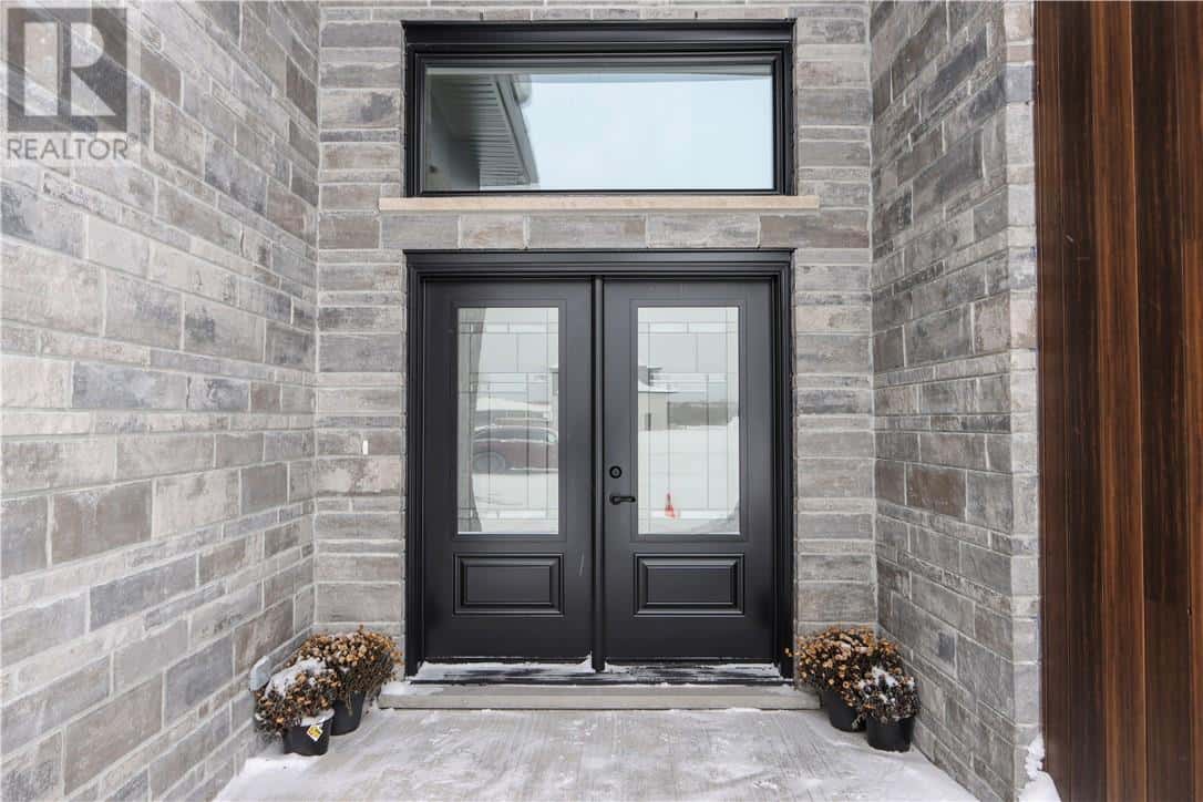 56 Noah Court — Sudbury, Ontario - Photo 3 of 71