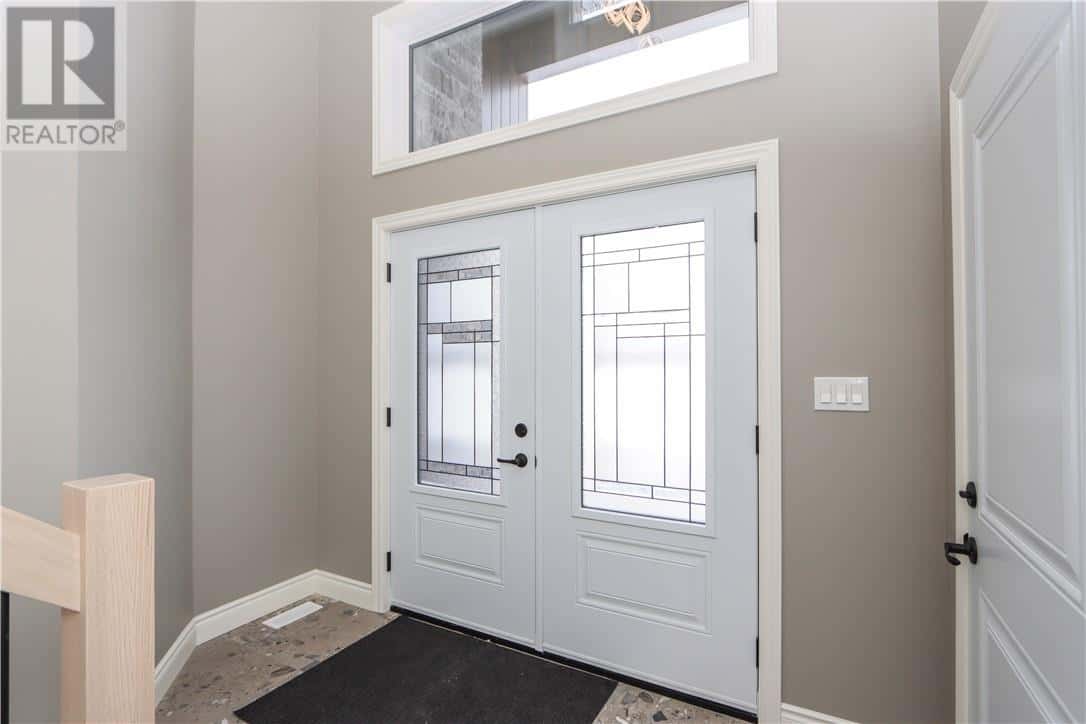 56 Noah Court — Sudbury, Ontario - Photo 4 of 71