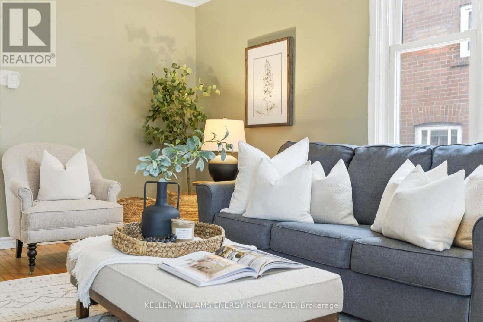 89 BURK STREET — Oshawa (Vanier), Ontario - Photo 5 of 46