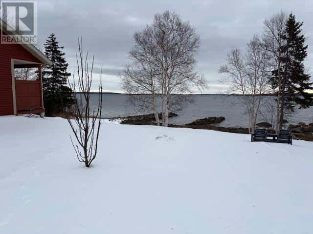 200 Comfort Cove Highway — Comfort Cove, Newfoundland & Labrador - Photo 3 of 9