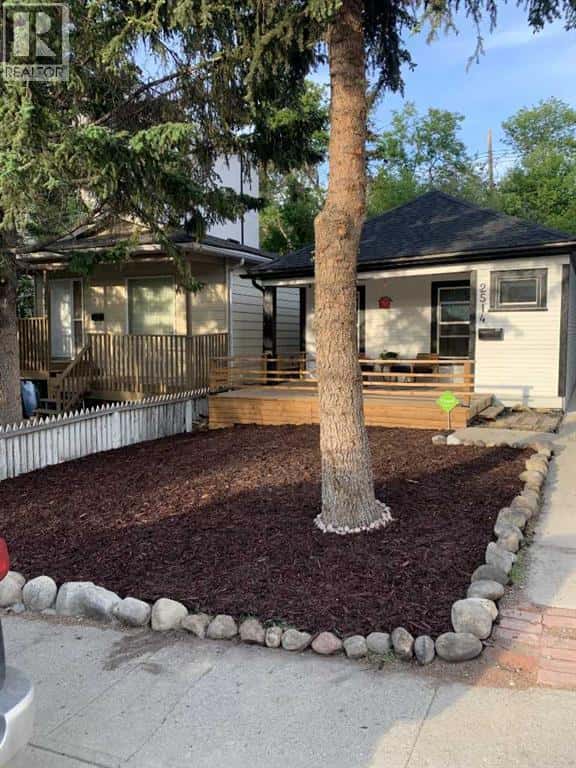 2514 16A Street SW — Calgary, Alberta - Photo 5 of 27