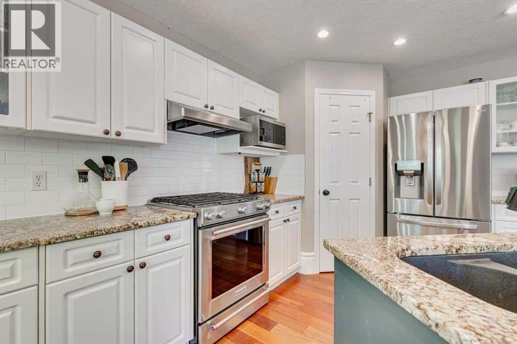 219 Chapalina Place SE — Calgary, Alberta - Photo 4 of 36