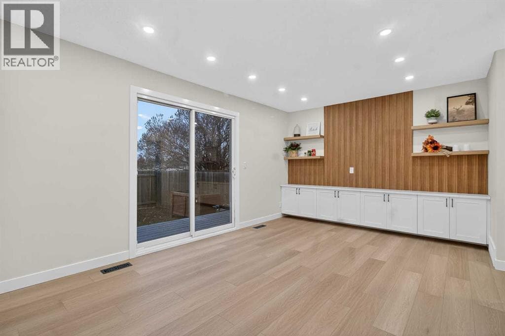 25, 6100 4 Avenue NE — Calgary, Alberta - Main photo