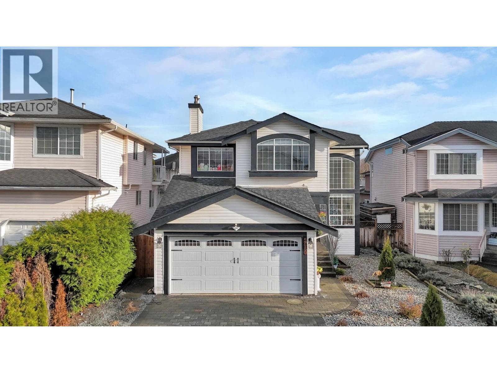 5680 OLIVER DRIVE — Richmond, British Columbia - Main photo