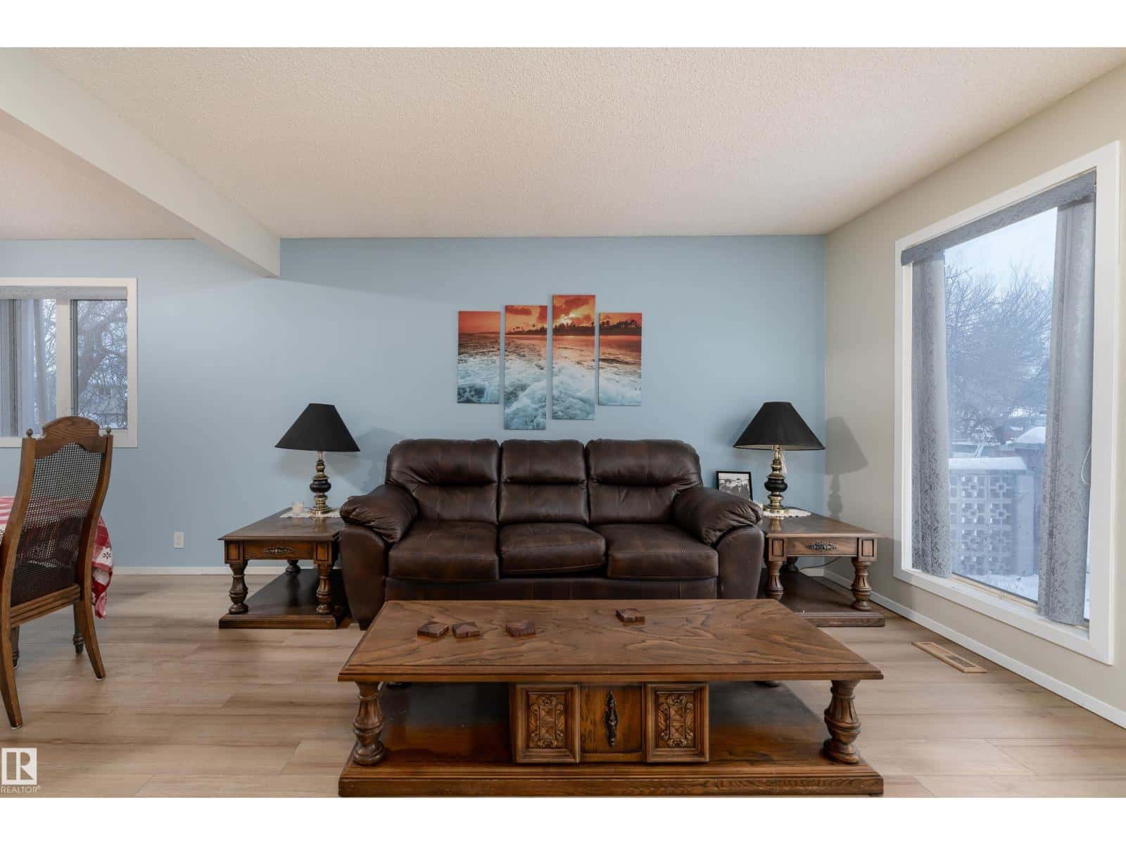 11020 171 AV NW — Edmonton, Alberta - Photo 5 of 57