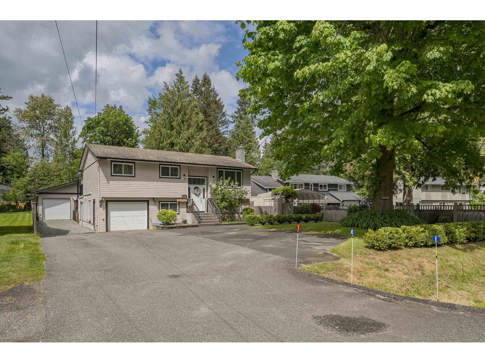 25035 10 AVENUE — Langley, British Columbia - Main photo