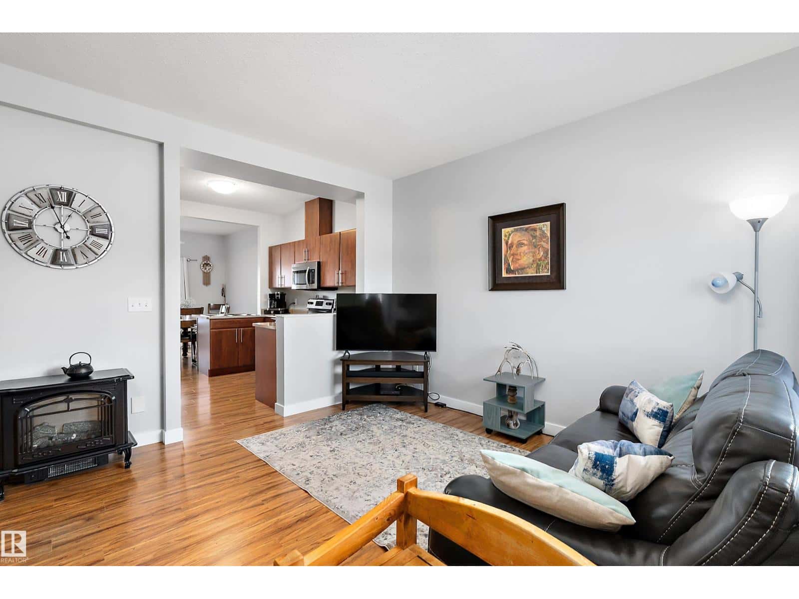 #2 300 QUEEN ST — Spruce Grove, Alberta - Photo 5 of 39