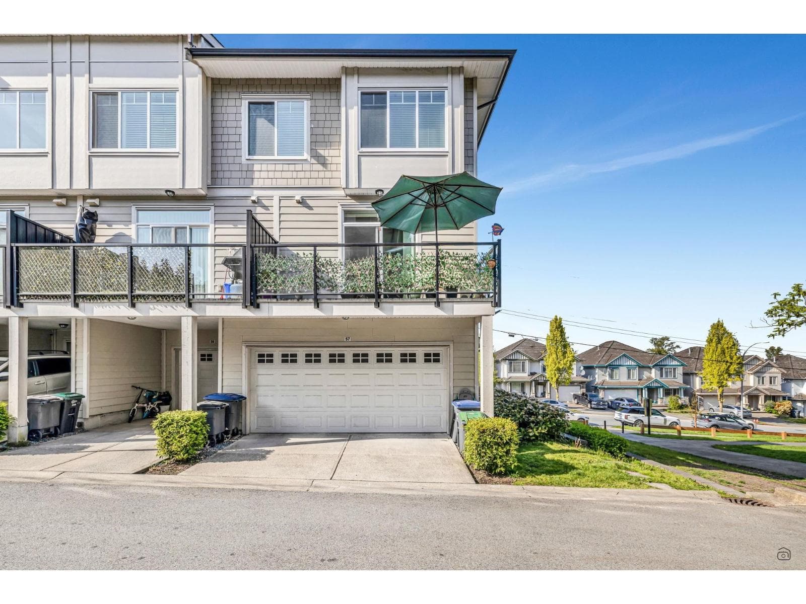 57 13670 62 AVENUE — Surrey, British Columbia - Main photo