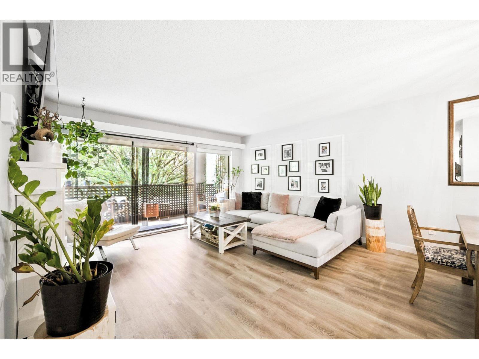 212 1955 WOODWAY PLACE — Burnaby, British Columbia - Main photo