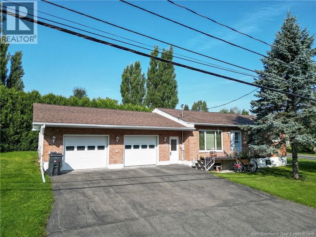 12 Colebrooke Road — Grand-Sault/Grand Falls, New Brunswick - Main photo