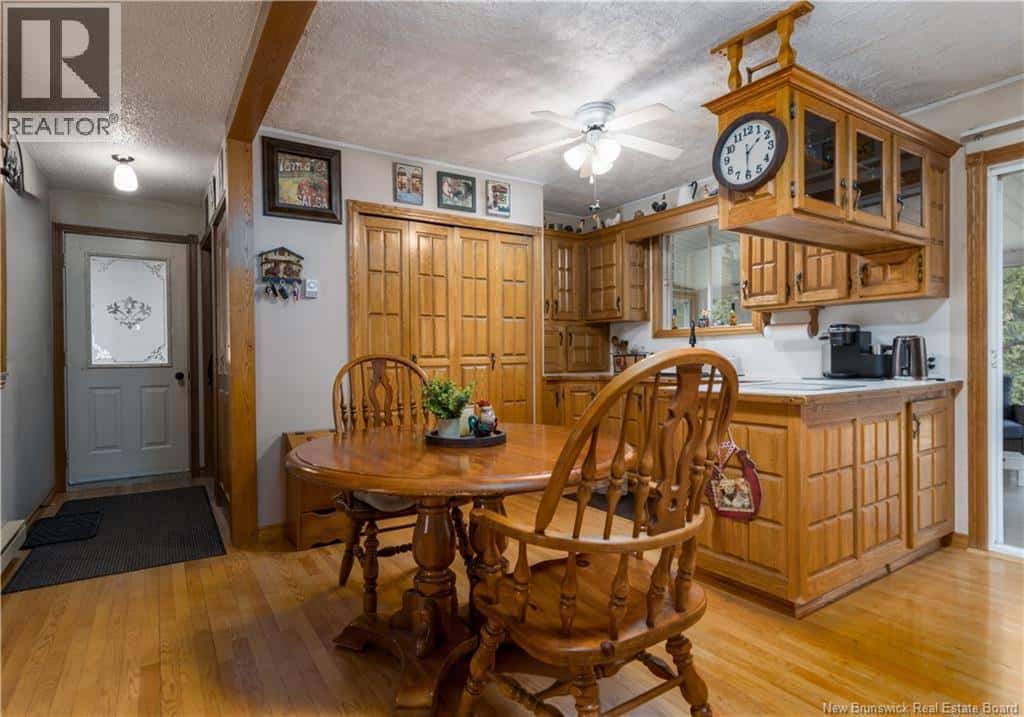 12 Colebrooke Road — Grand-Sault/Grand Falls, New Brunswick - Photo 5 of 35