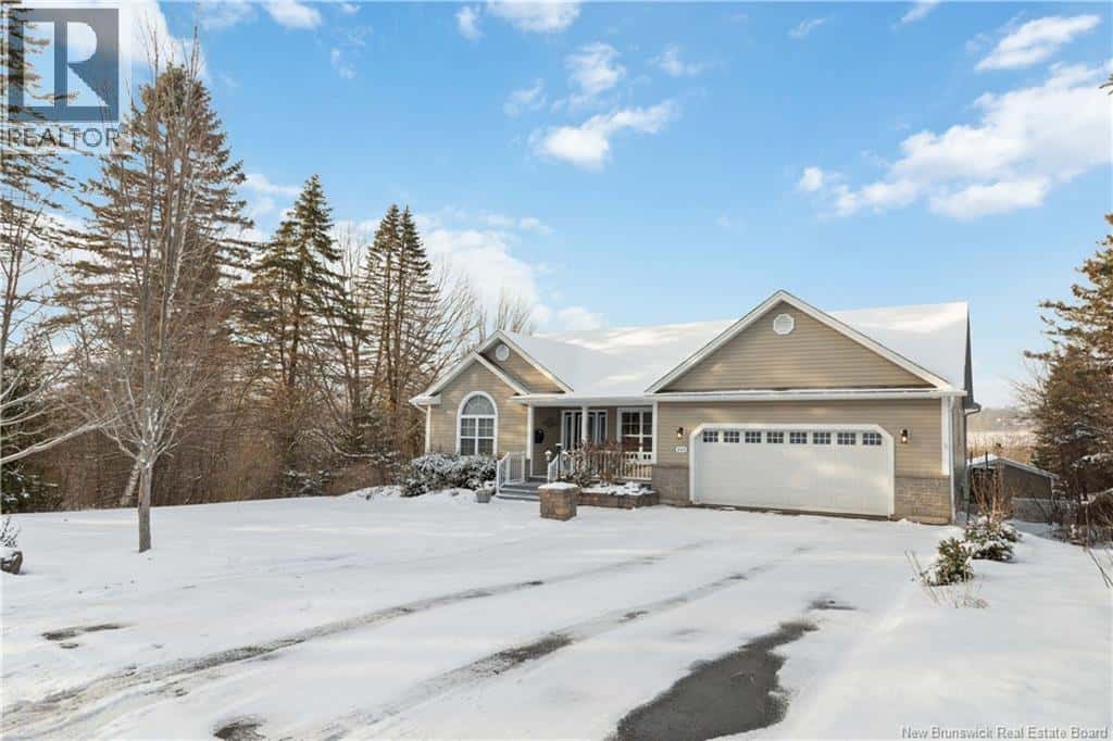 213 Lakeside Drive — Riverview, New Brunswick - Photo 2 of 50