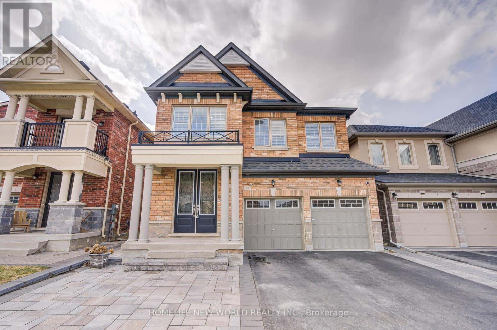 88 ROTH STREET — Aurora, Ontario - Photo 2 of 50