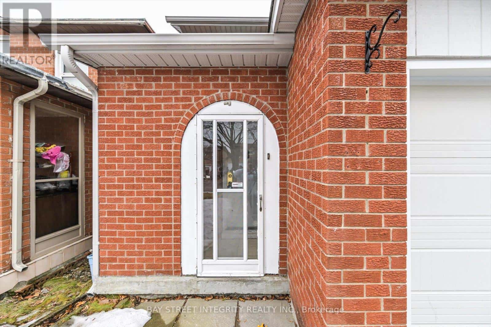 116 KENLEY CRESCENT — Markham (Milliken Mills East), Ontario - Photo 2 of 26