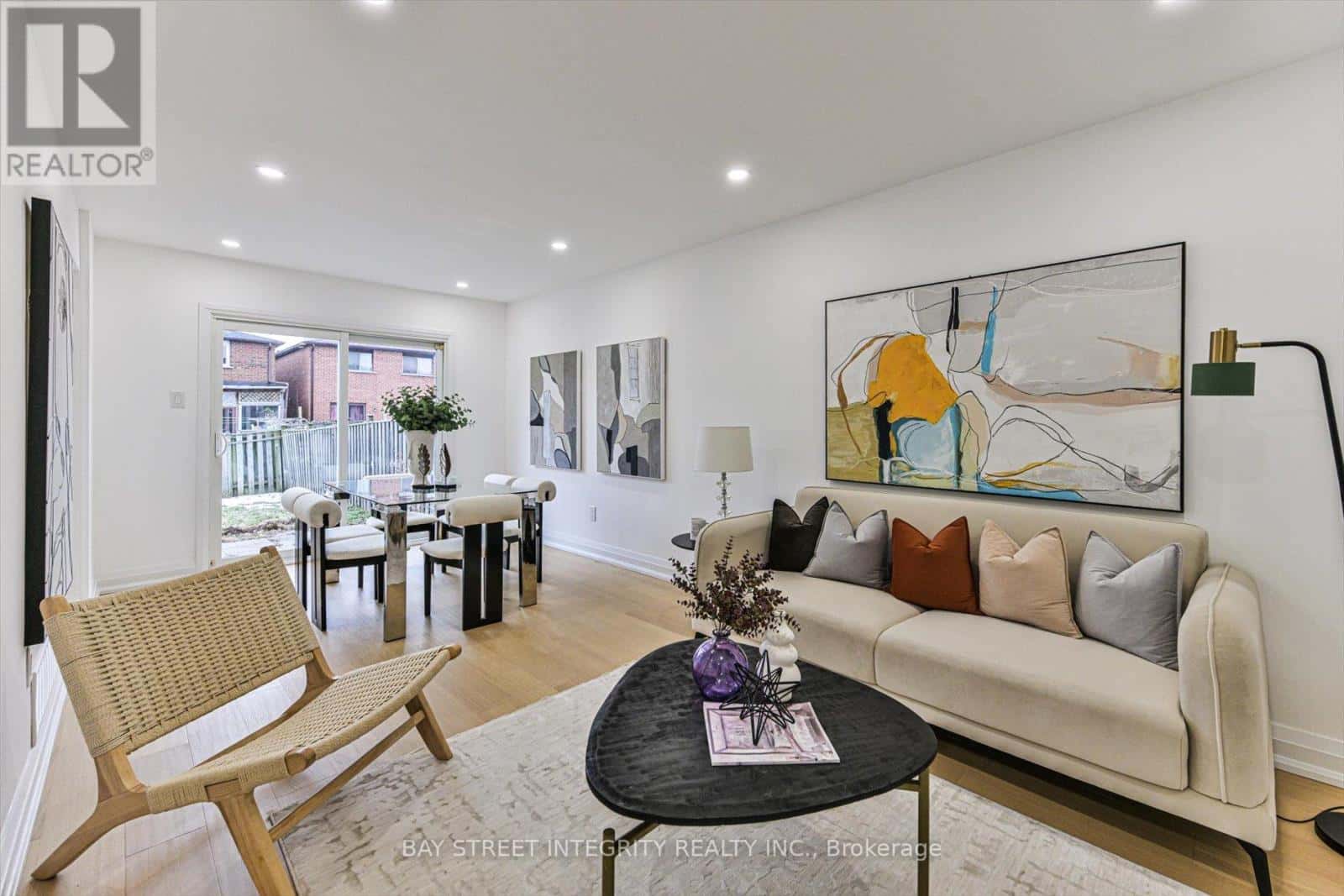 116 KENLEY CRESCENT — Markham (Milliken Mills East), Ontario - Photo 4 of 26