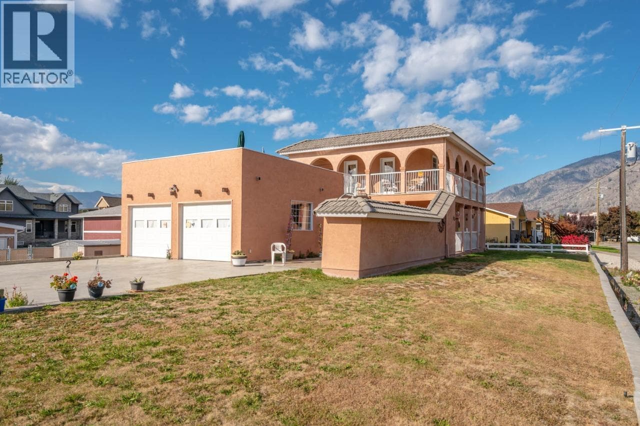 43 Harbour Key Drive — Osoyoos, British Columbia - Main photo