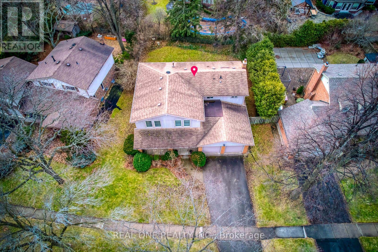 284 BEECHFIELD ROAD — Oakville (FD Ford), Ontario - Photo 5 of 17