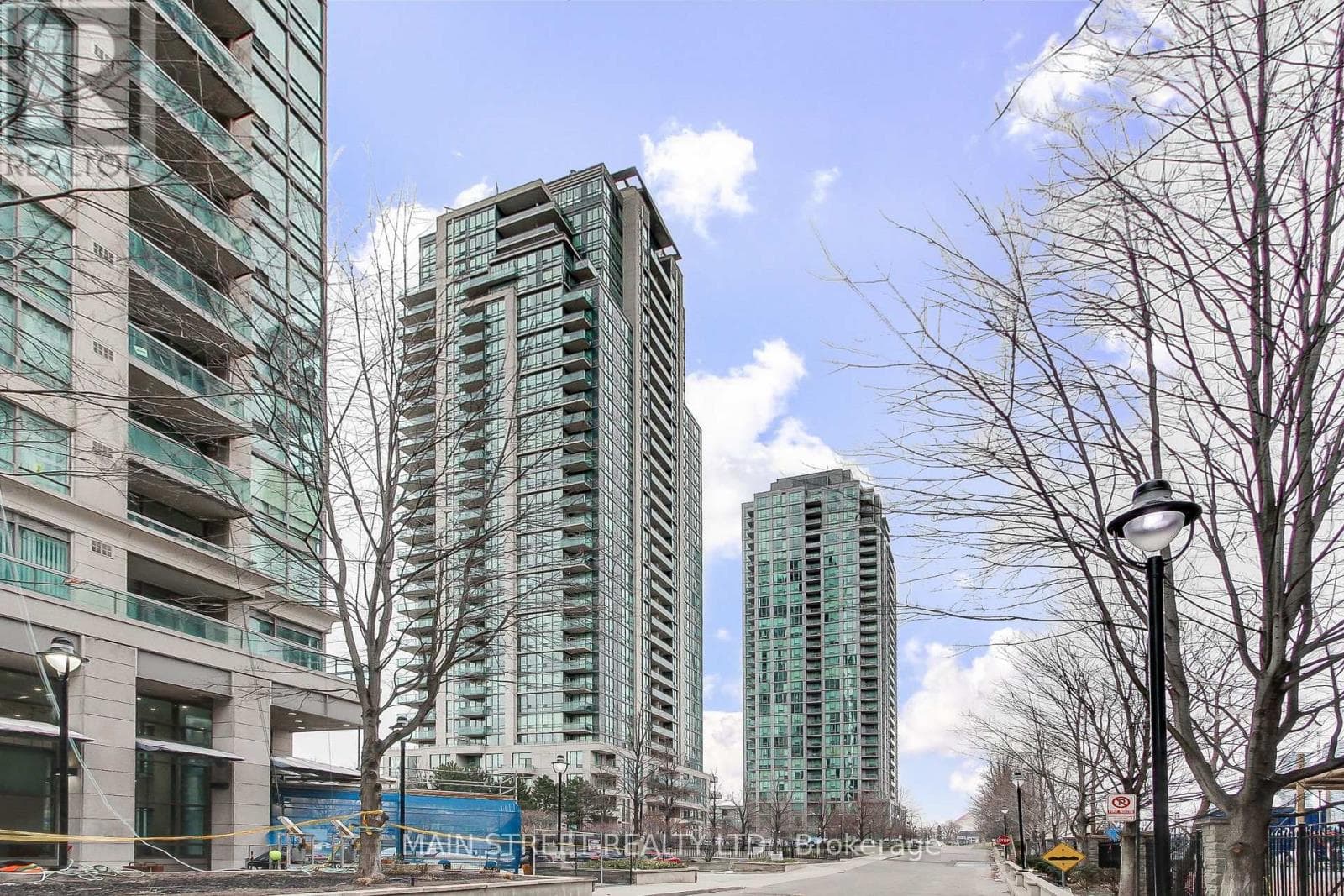 301 - 3515 KARIYA DRIVE — Mississauga (Fairview), Ontario - Main photo