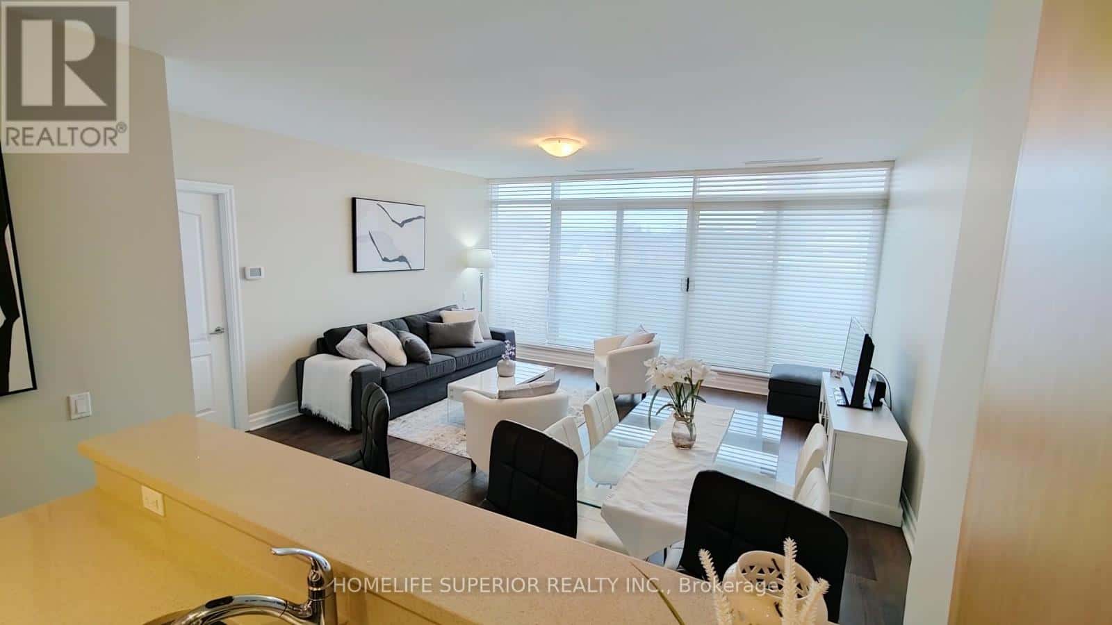 316 - 44 BOND STREET W — Oshawa (O'Neill), Ontario - Photo 5 of 39