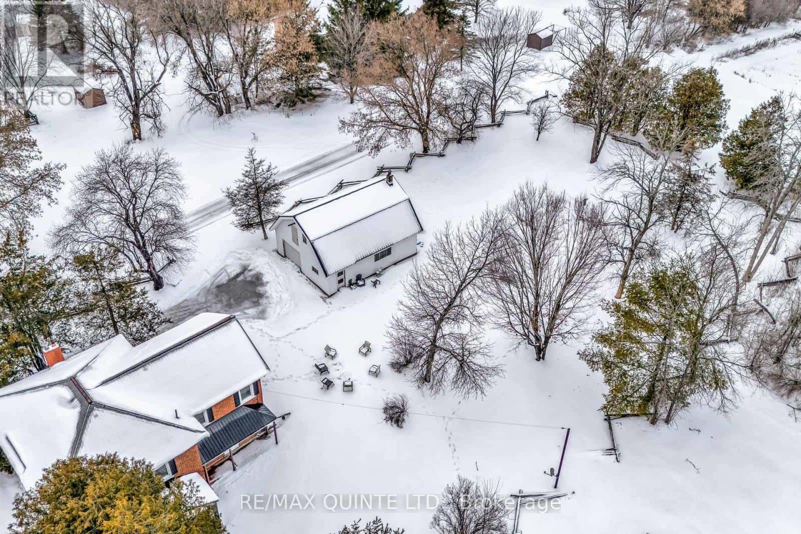 449 HARMONY ROAD — Belleville (Thurlow Ward), Ontario - Photo 2 of 47