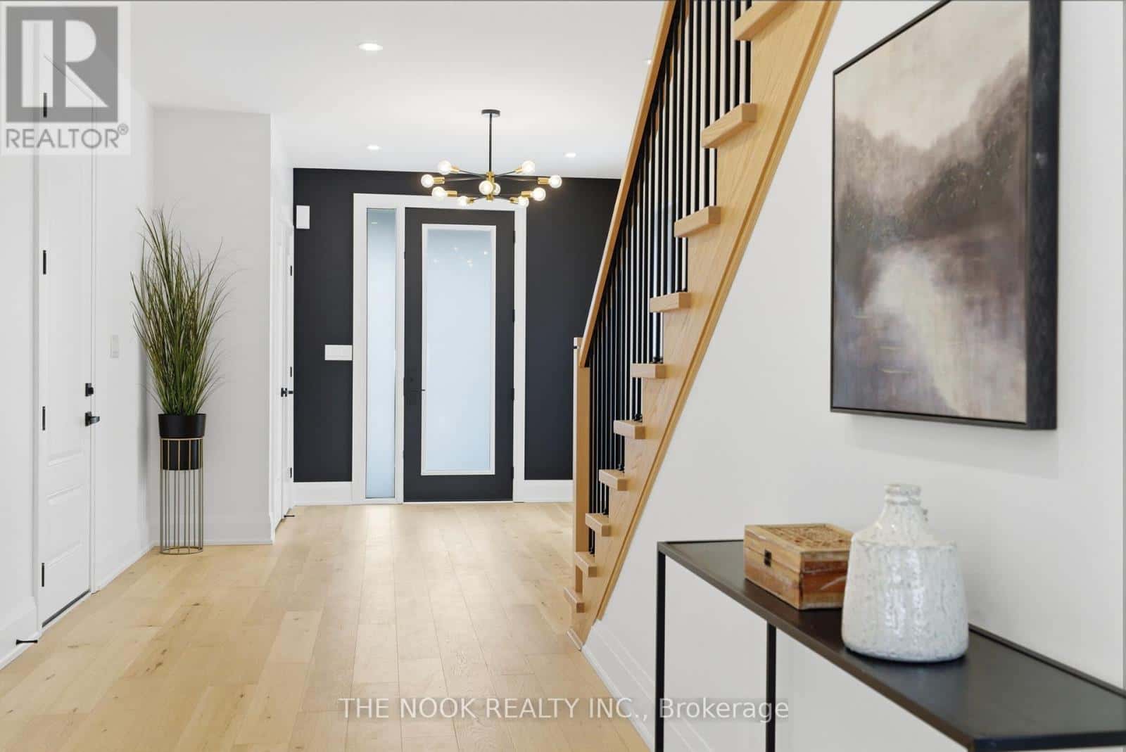 678 OTONABEE DRIVE — Peterborough (Ashburnham Ward 4), Ontario - Photo 5 of 50