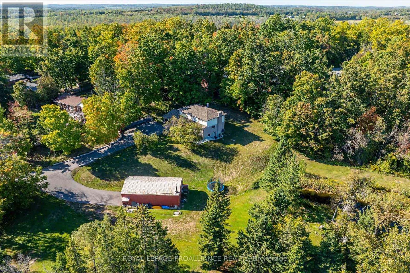 9 LEANNE AVENUE — Otonabee-South Monaghan, Ontario - Photo 4 of 50