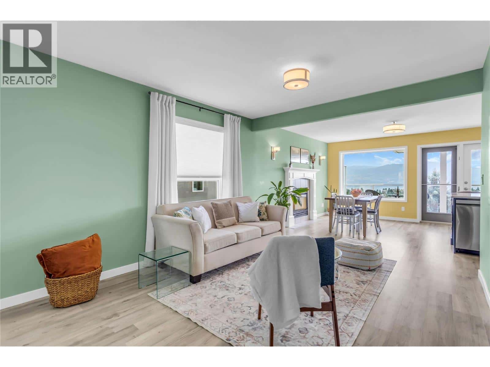 2609 Wild Horse Drive — West Kelowna, British Columbia - Photo 4 of 57