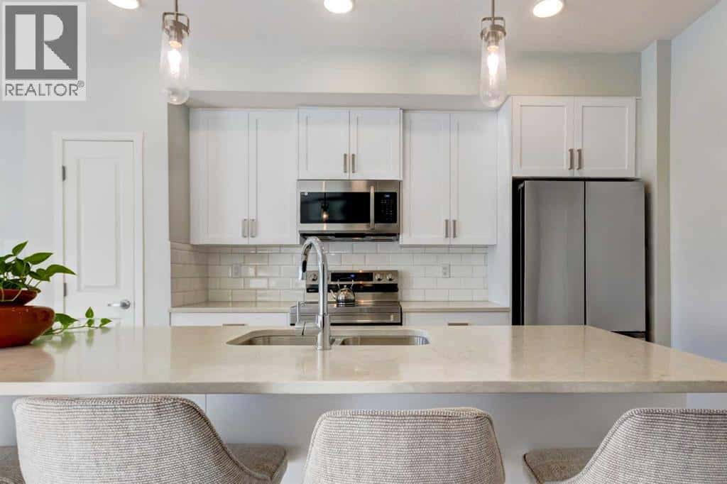 2307, 42 Cranbrook Gardens SE — Calgary, Alberta - Photo 5 of 30