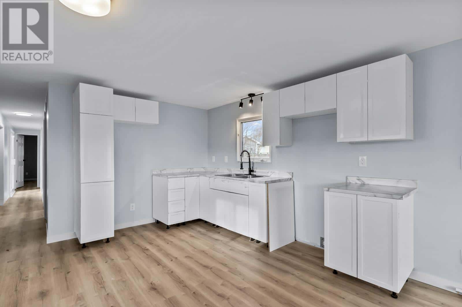 21 Evergreen Drive — Paradise, Newfoundland & Labrador - Photo 3 of 19