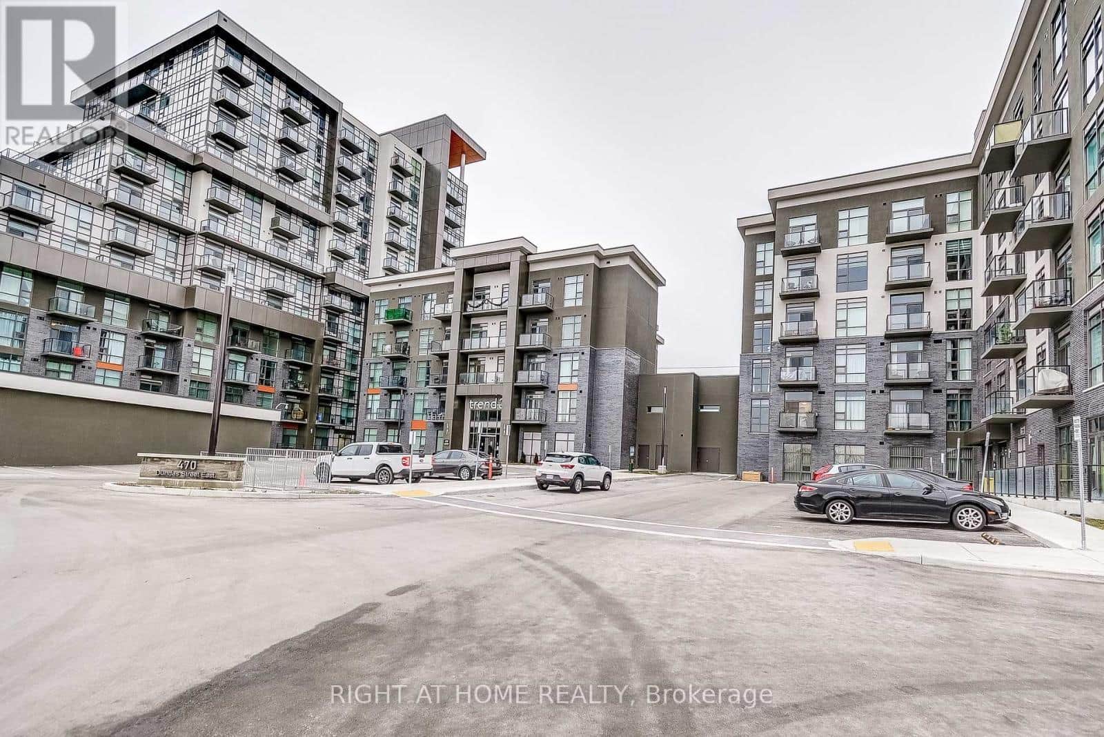 604 - 470 DUNDAS STREET E - Photo 2 of 43, Hamilton (Waterdown), Ontario