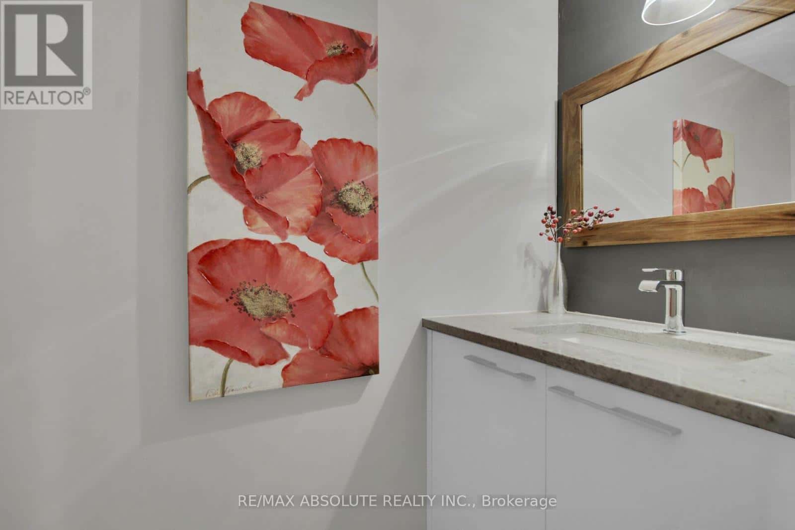 117 WOODHURST CRESCENT — Ottawa, Ontario - Photo 5 of 50