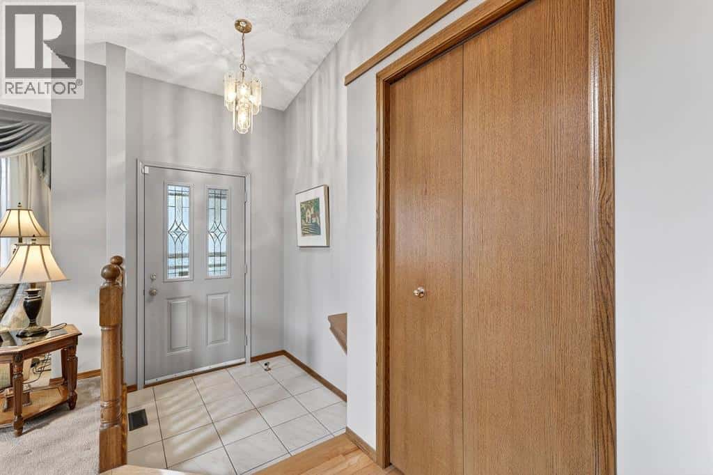 311 Douglasbank Drive SE — Calgary, Alberta - Photo 3 of 50