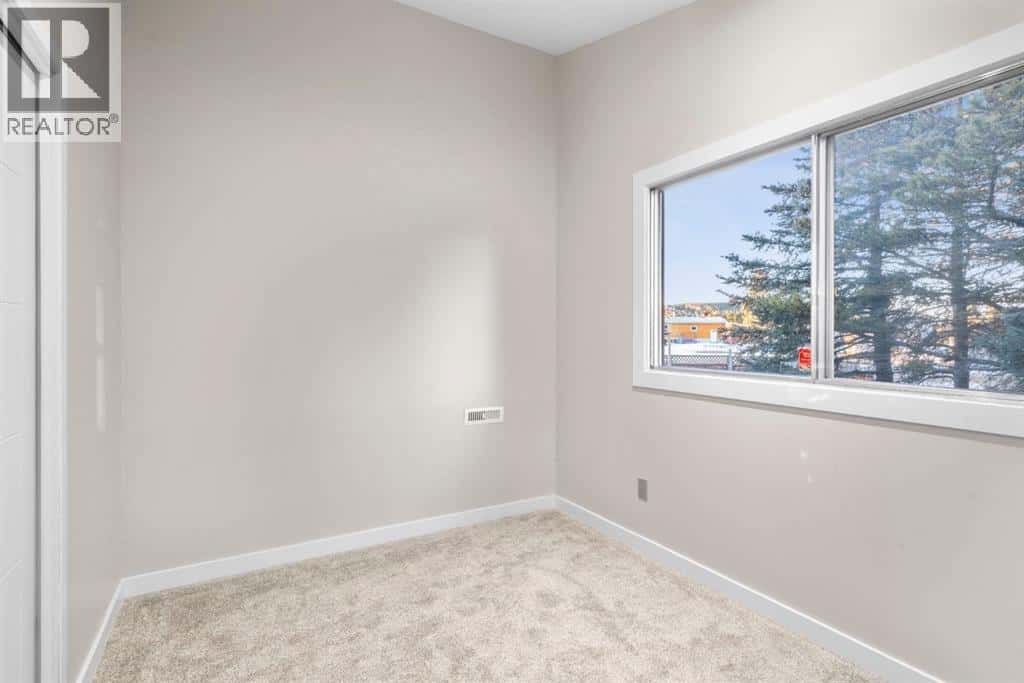 17 Gibson Road — Benchlands, Alberta - Photo 5 of 50