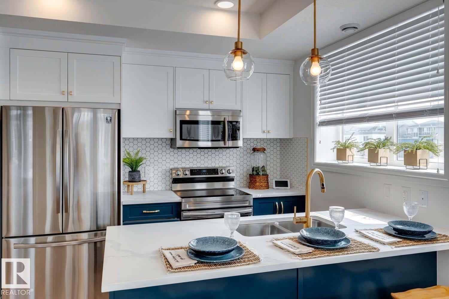 #43 16231 19 AV SW — Edmonton, Alberta - Photo 5 of 26